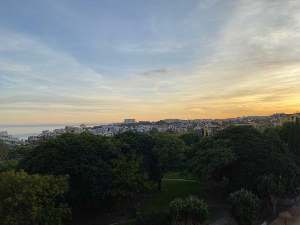 Sunset View Apartment Беналмадена Екстериор снимка
